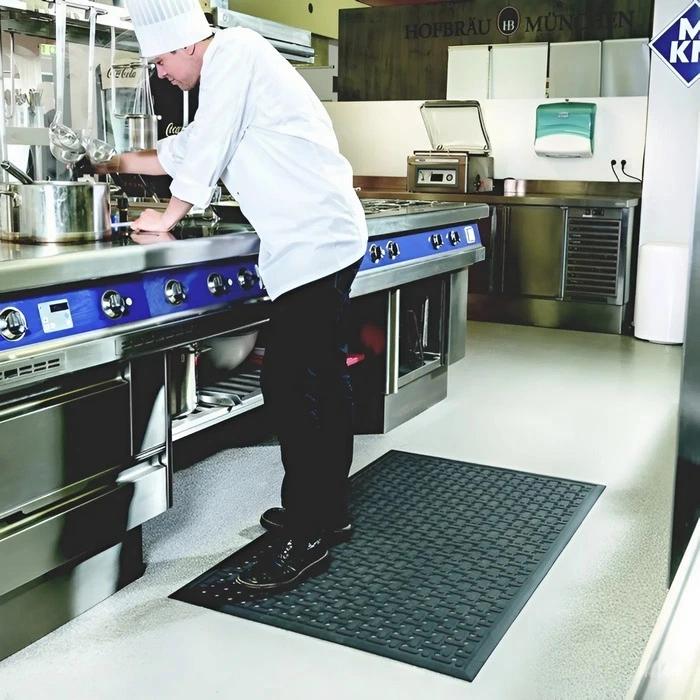 гумовий килимок на кухню